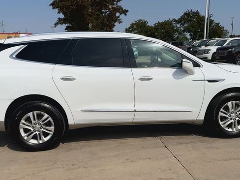 Certified 2021 Buick Enclave Essence w/ Sound and Sites Package image 9