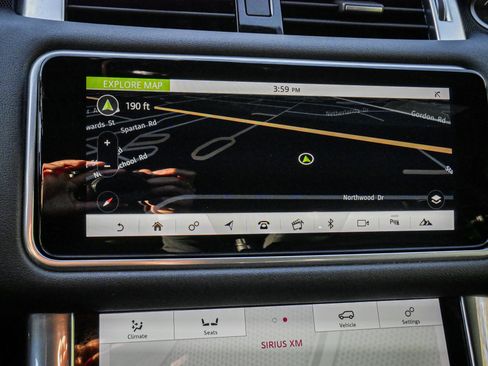 Used 2019 Land Rover Range Rover Sport HSE image 24