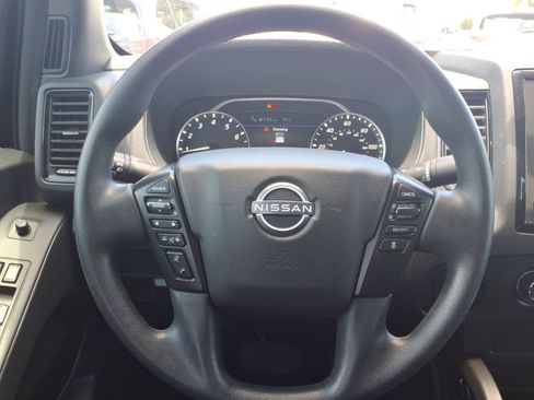 Used 2023 Nissan Frontier SV w/ Midnight Edition Package RWD image 12