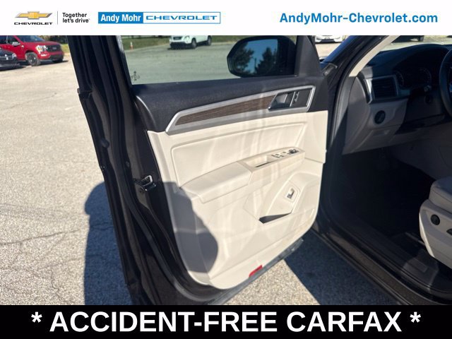 Used 2019 Volkswagen Atlas SE w/ Towing Package FWD image 12