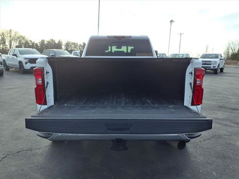 Used 2024 Chevrolet Silverado 3500 LTZ w/ LTZ Plus Package image 32