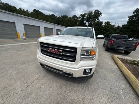 Used 2015 GMC Sierra 1500 SLT w/ All-Terrain Package AWD/4WD image 2