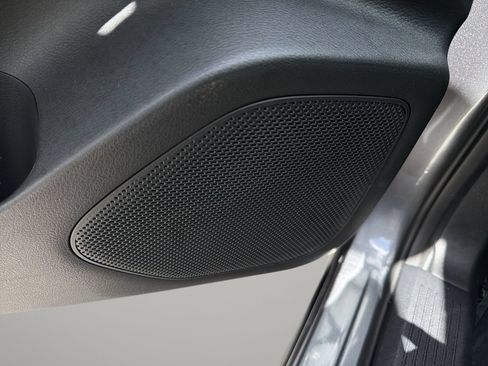 Used 2026 Nissan Rogue SV FWD image 18