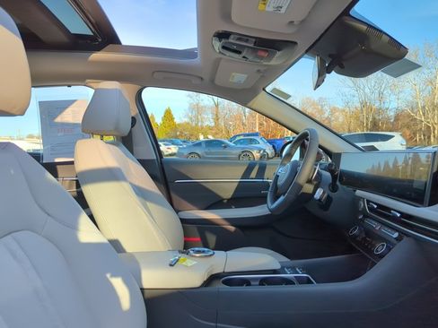 Certified 2025 Hyundai Sonata Limited image 38
