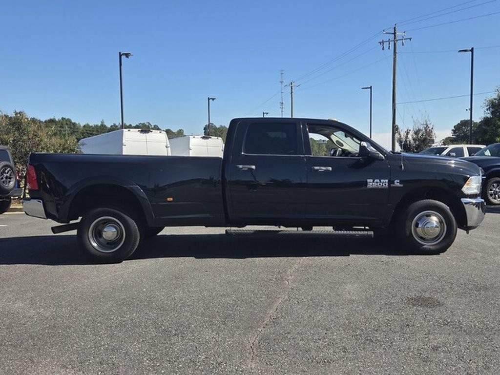 Used 2016 RAM 3500 Tradesman w/ Chrome Appearance Group RWD image 13