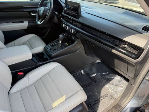 Certified 2024 Honda CR-V EX-L image 32