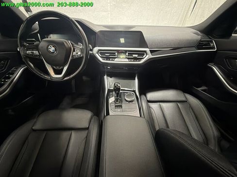 Used 2019 BMW 330i xDrive Sedan w/ Driving Assistance Package AWD/4WD image 6