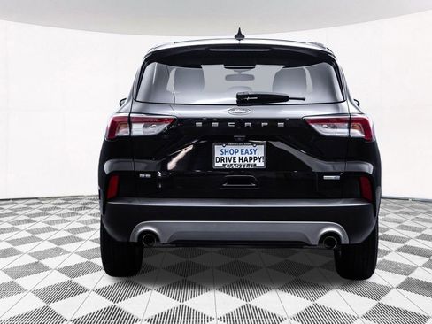 Used 2020 Ford Escape SE image 9