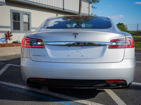 Used 2017 Tesla Model S 75 image 5