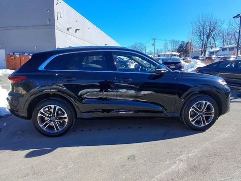 Certified 2025 Audi Q5 Premium w/ Convenience Package image 26