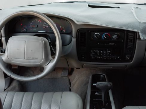 Used 1996 Chevrolet Impala SS image 15