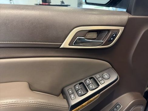 Used 2016 GMC Yukon Denali AWD/4WD image 32