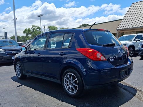 Used 2012 Nissan Versa Hatchback FWD image 4
