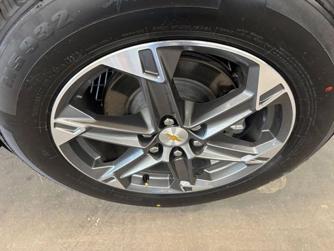 Used 2025 Chevrolet Blazer LT image 30