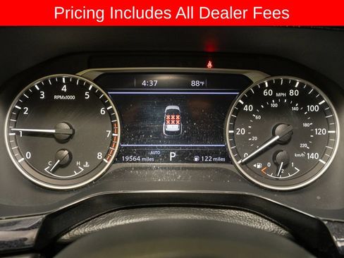 Used 2023 Nissan Pathfinder SL AWD/4WD image 20