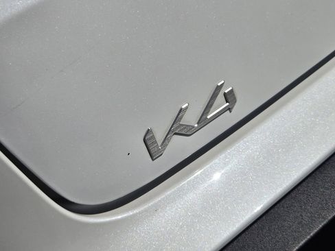 Used 2025 Kia K4 EX image 9