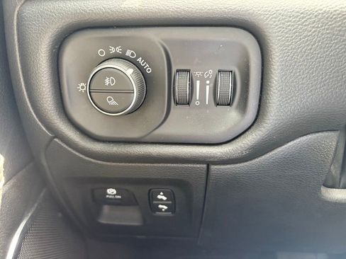 Used 2024 RAM 1500 Laramie AWD/4WD image 26