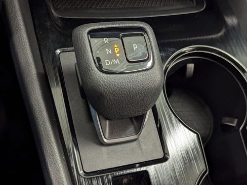 Used 2025 Nissan Rogue SV image 13