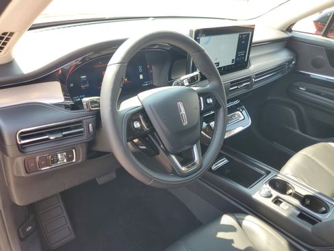 Certified 2024 Lincoln Corsair AWD w/ Equipment Group 101A image 13