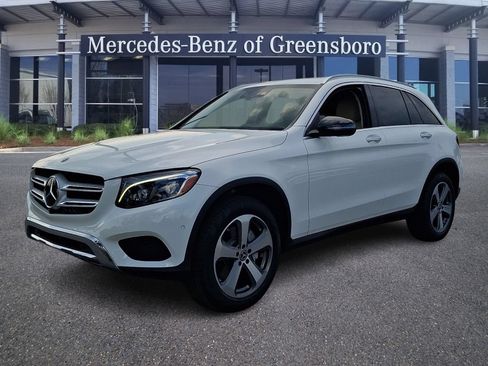 Certified 2017 Mercedes-Benz GLC 300 4MATIC image 3