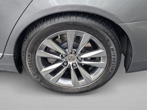 Used 2015 Lexus LS 460 w/ Comfort Package RWD image 22