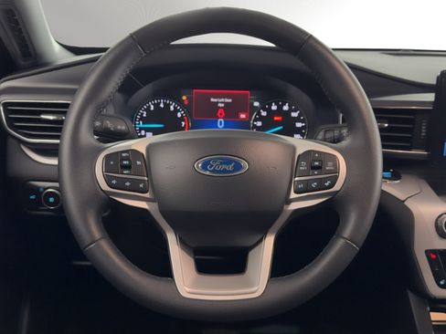 Used 2023 Ford Explorer XLT w/ Equipment Group 202A image 20