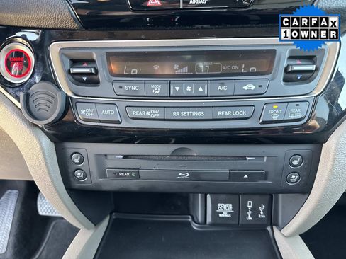 Used 2018 Honda Pilot Elite image 29