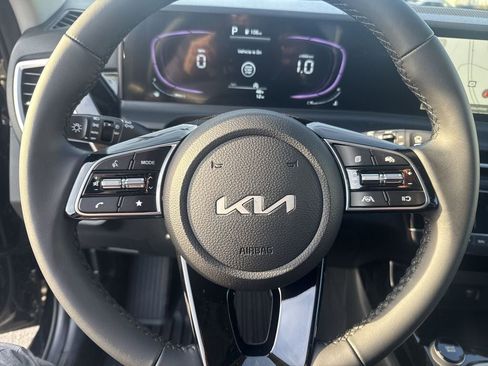 New 2026 Kia Seltos S AWD/4WD image 16