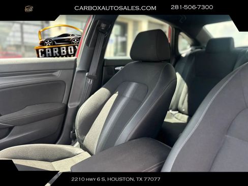Used 2025 Honda Civic Sport image 18