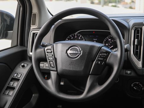 New 2025 Nissan Frontier SV AWD/4WD image 17