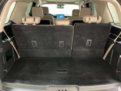 Used 2024 Ford Expedition Limited AWD/4WD image 16