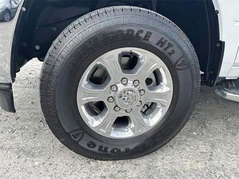 Used 2024 RAM 2500 Big Horn w/ Bed Utility Group image 11