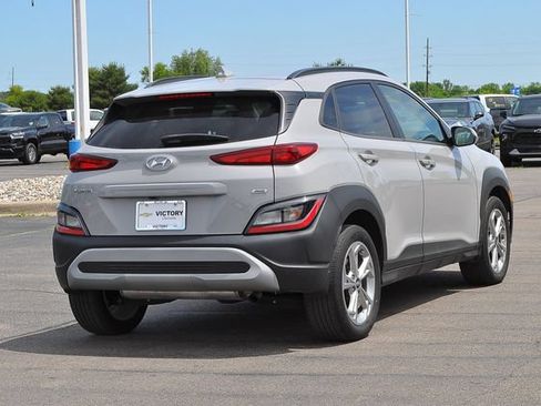 Used 2023 Hyundai Kona SEL AWD/4WD image 3