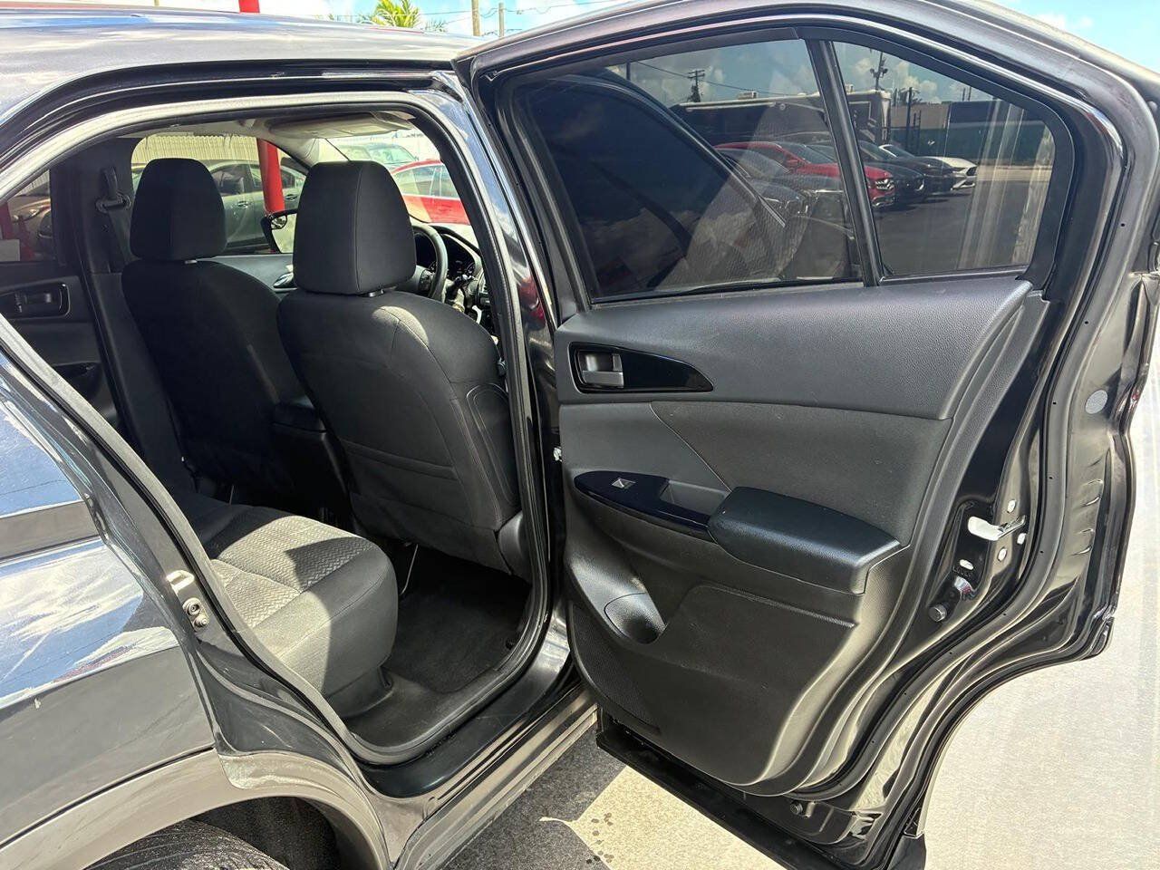 Used 2023 Mitsubishi Eclipse Cross LE AWD/4WD image 5