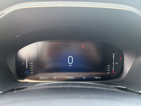 Used 2023 Ford Escape ST-Line w/ Tech Pack #1 AWD/4WD image 12