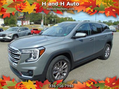 Used 2023 GMC Terrain SLT