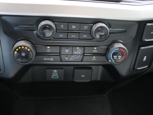 Used 2024 Ford F250 XL w/ STX Appearance Package AWD/4WD image 21
