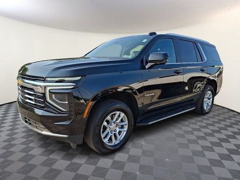 Certified 2025 Chevrolet Tahoe LT AWD/4WD image 3