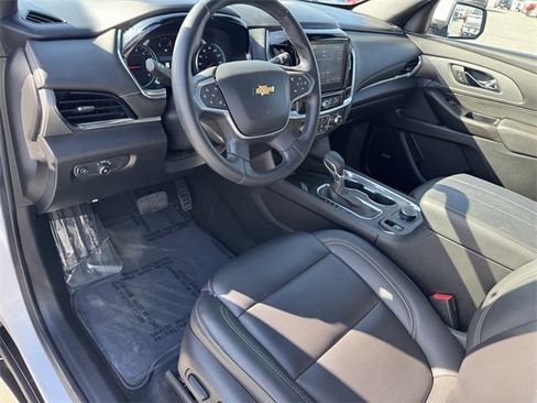 Certified 2023 Chevrolet Traverse LT w/ LT Premium Package image 11