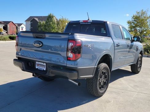New 2025 Ford Ranger Lariat w/ Black Appearance Package image 3