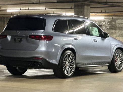 New 2025 Mercedes-Benz GLS 63 AMG 4MATIC image 8
