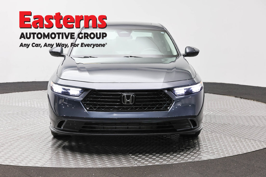 Used 2023 Honda Accord EX image 3