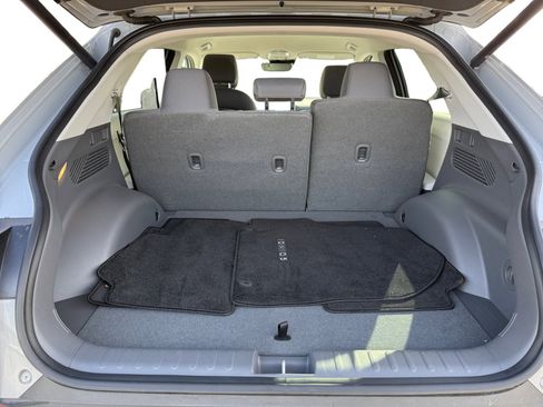 Certified 2024 Hyundai Ioniq 5 SEL image 17