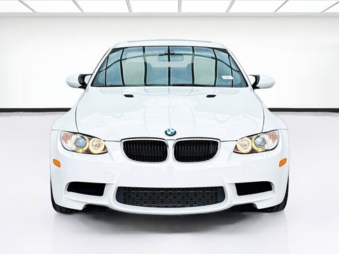Used 2011 BMW M3 Coupe image 2