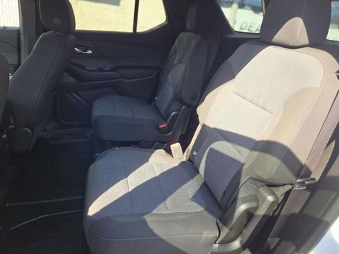 Used 2023 Chevrolet Traverse LT w/ LPO, Floor Liner Package image 31