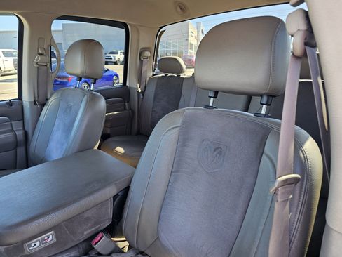 Used 2005 Dodge Ram 3500 Truck SLT image 17