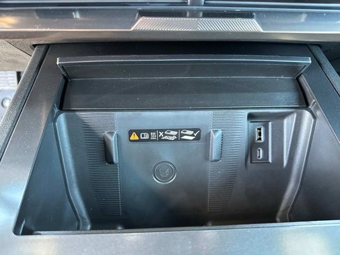 New 2025 GMC Hummer EV 3X image 28