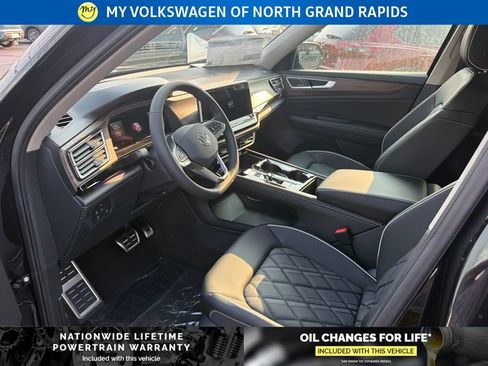 New 2026 Volkswagen Atlas SEL Premium R-Line AWD/4WD image 10