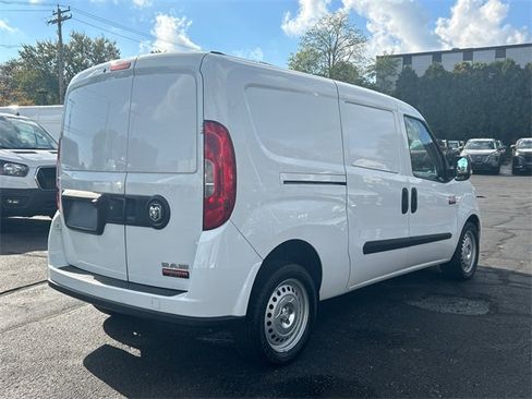 Used 2022 RAM ProMaster City Wagon image 2