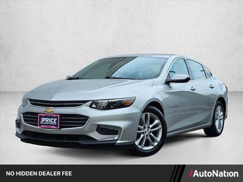 Used 2018 Chevrolet Malibu LT FWD image 1
